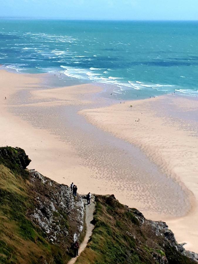 L' Anpeg, Gite Dans Le Cotentin Jusqu'A 8 Personnes Besneville Ngoại thất bức ảnh